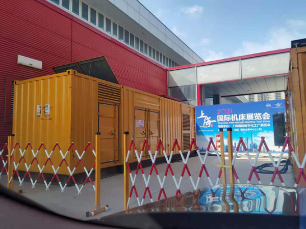华容出租发电机-柴油发电机和汽油发电机哪个更好一些？