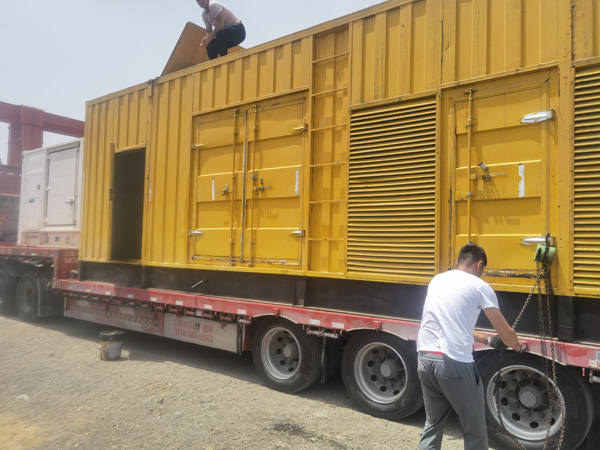 华容发电机出租100KW发电机需要什么规格的电缆线?