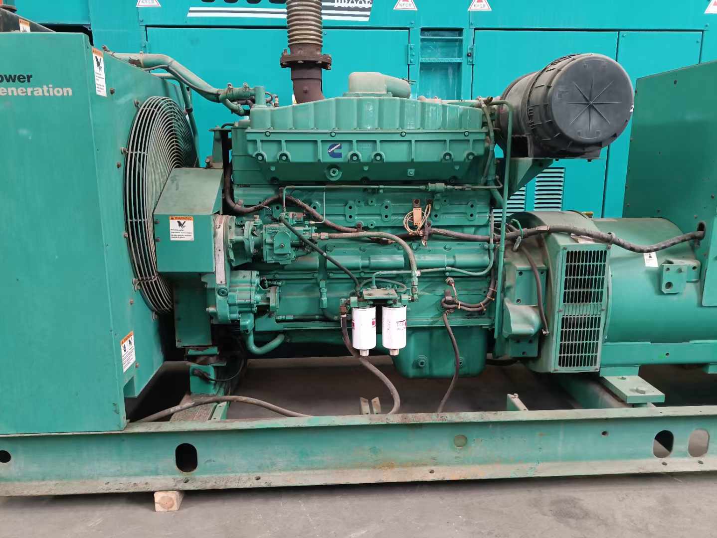华容过载会对 600kW 柴油发电机组造成哪些损害？