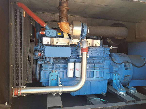 华容燃油消耗率与进气温度的具体关系是什么？