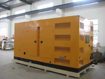 华容不同类型的发电机组在冬季保养时的注意事项有何差异？